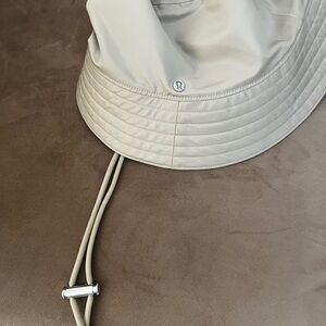 Lululemon Beige Bucket Hat